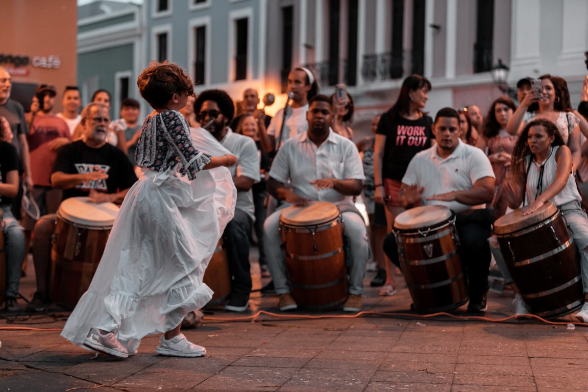 Woman dances bomba