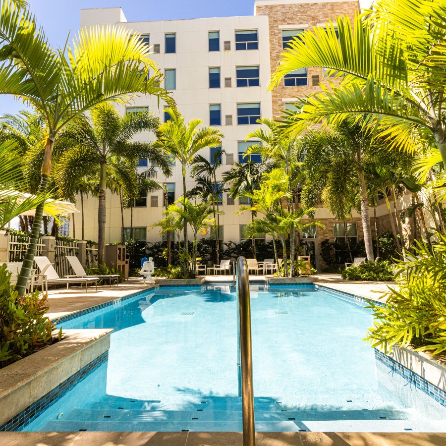 Looking for ocean-front views? Book a stay at one of Puerto Rico's cozy waterfront hotels. 