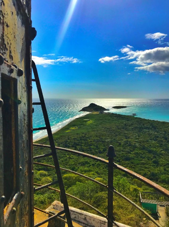 Vista de la Isla Caja de Muertos.